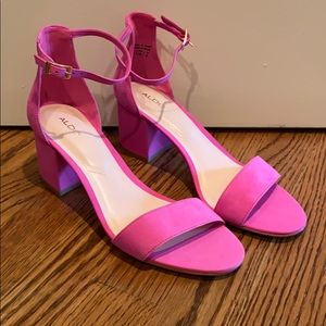 NEVER WORN! Aldo pink sandals